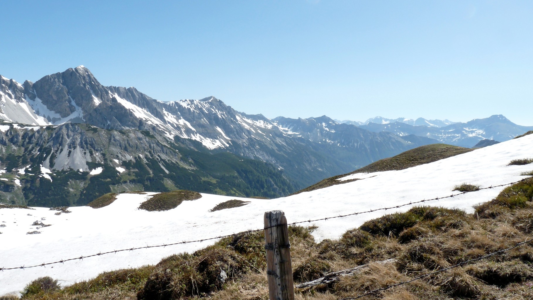 auf dem Kamm der erste Blick nach "drüben"